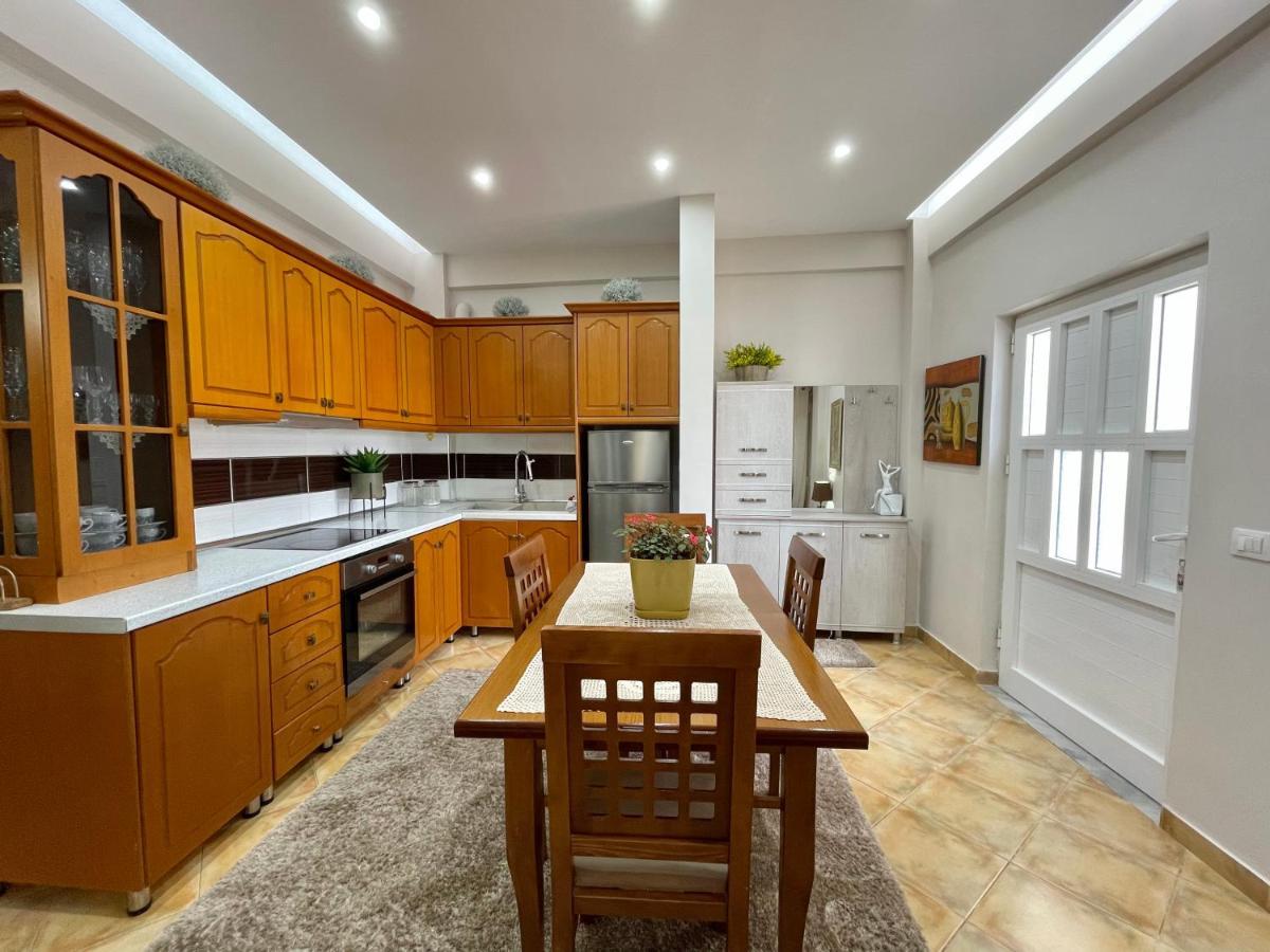 Melina Apartments Σαράντα Εξωτερικό φωτογραφία
