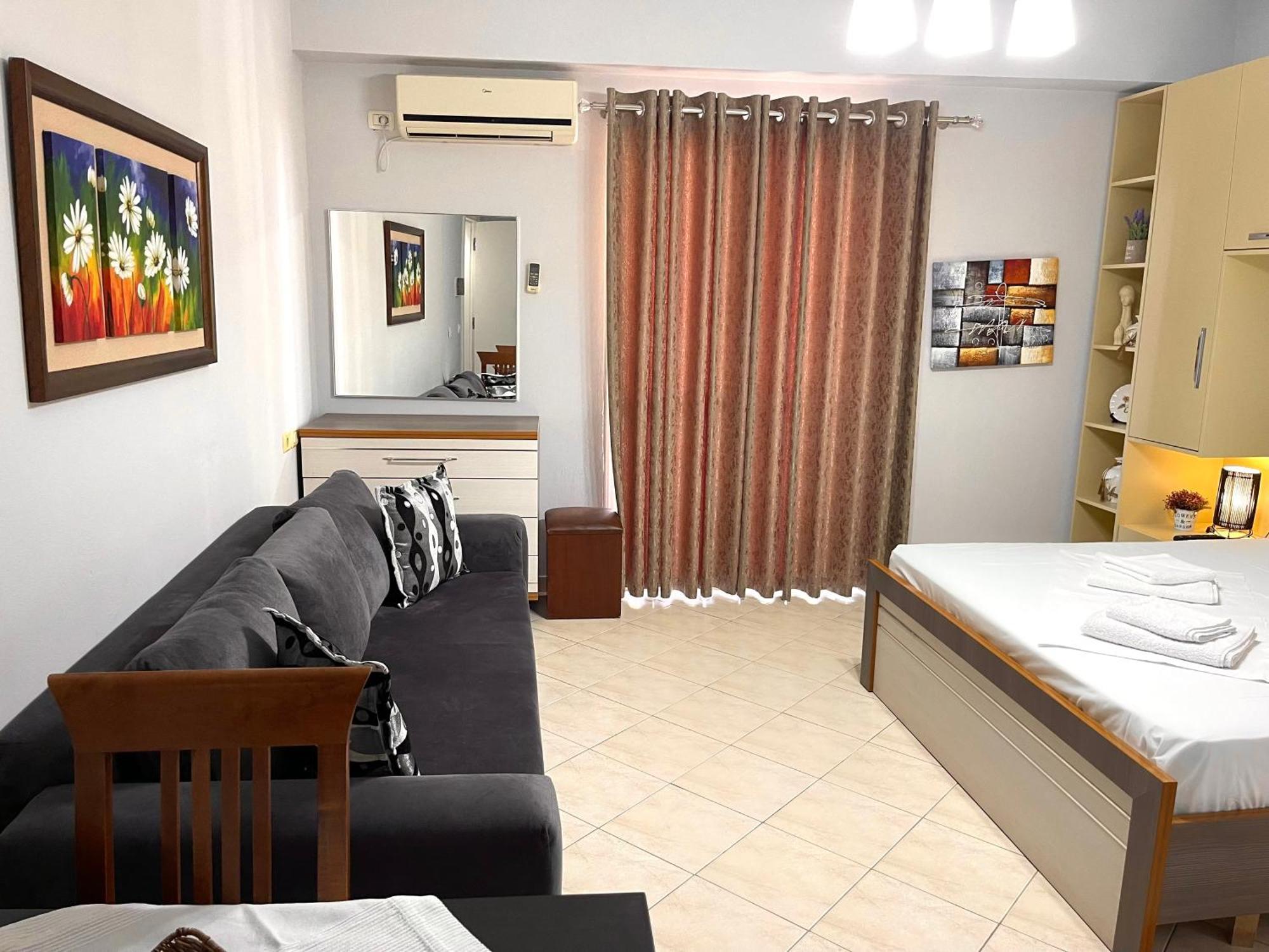 Melina Apartments Σαράντα Εξωτερικό φωτογραφία